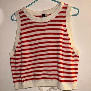 Divided knit top size xtra large